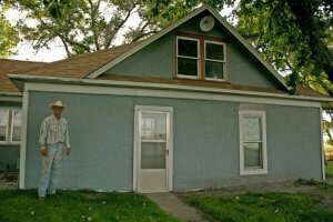 Straw bale House built in 1913 used rushes baled from a shallow lake
